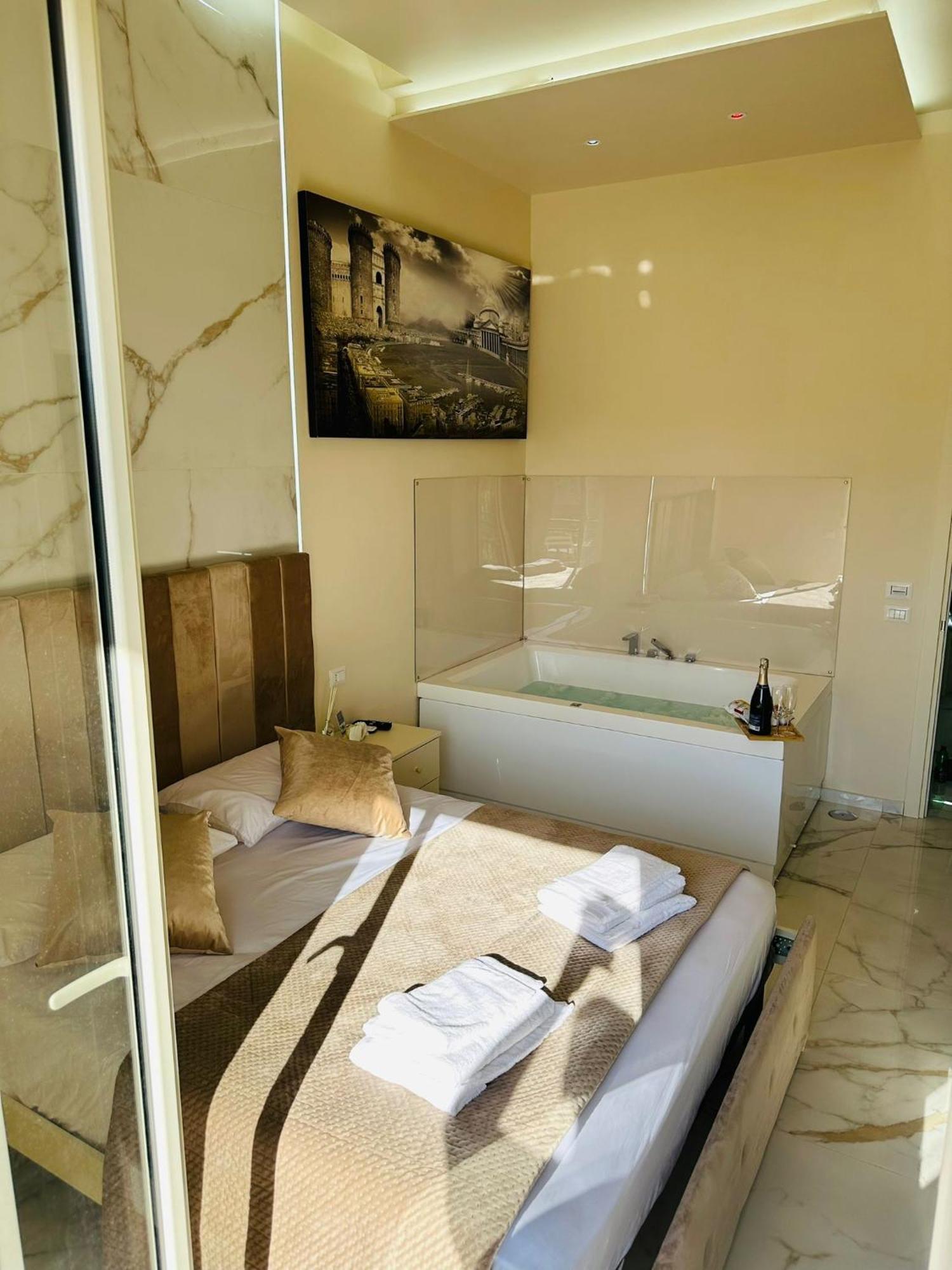 Lovedream Napoli Bagian luar foto