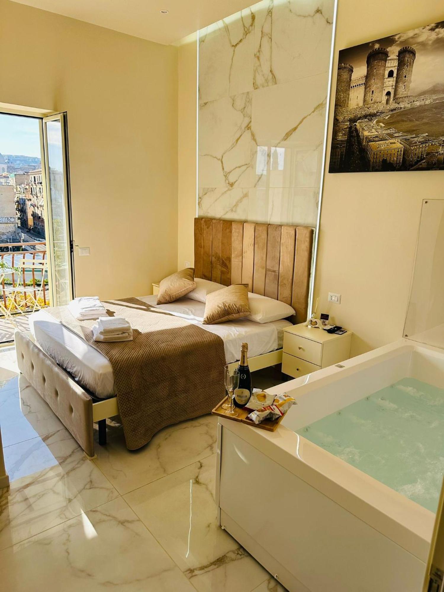 Lovedream Napoli Bagian luar foto